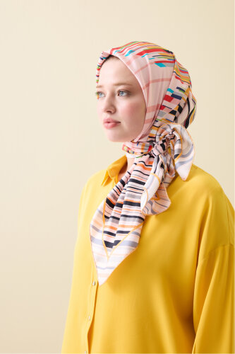 Rainy Noor Pink Silk Scarf - 3