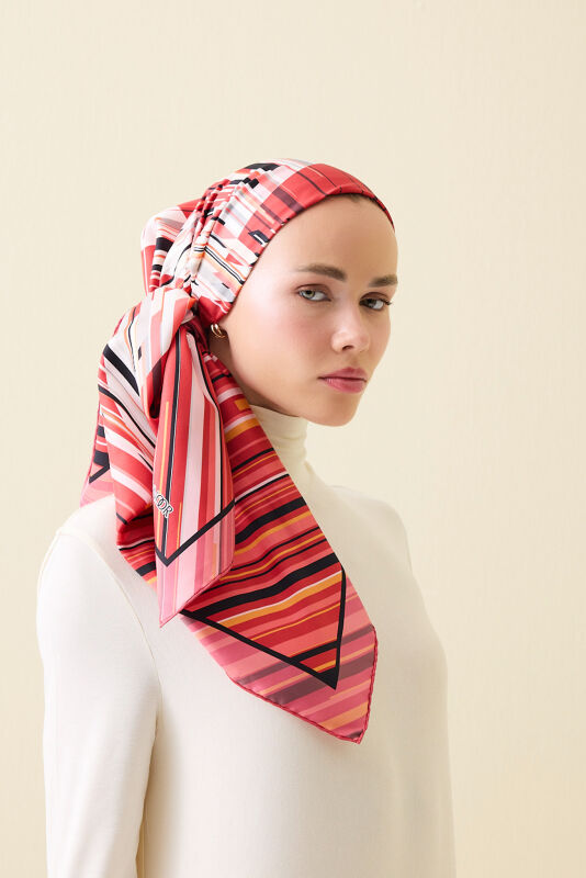 Rainy Noor Red Silk Scarf - 3