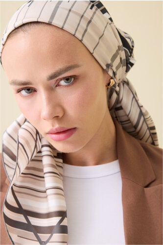 Rainy Noor Stone Silk Scarf 