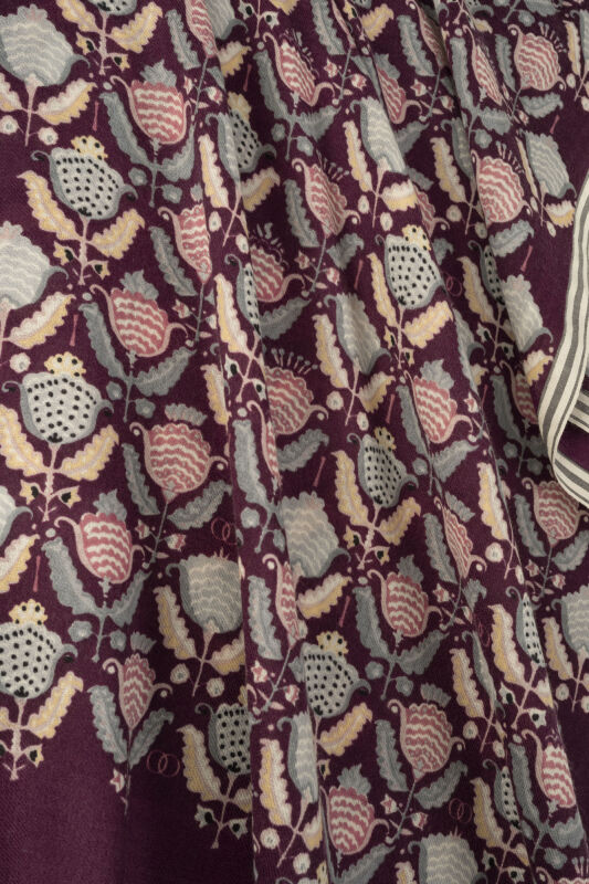 Reverse Tulip Burgundy-Gray Wool Shawl - 4