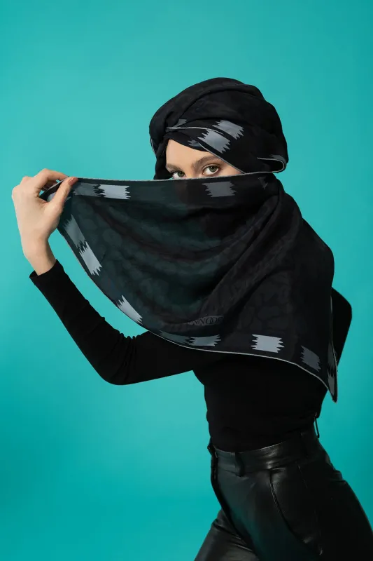 Sade Leopar Siyah Floş Viskon Şal - 2