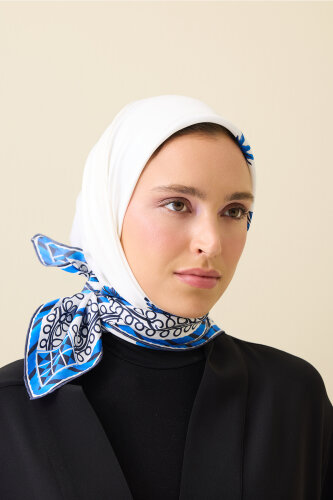 Şakayık Beyaz Tivil İpek Eşarp 90x90 - Imannoor (3)