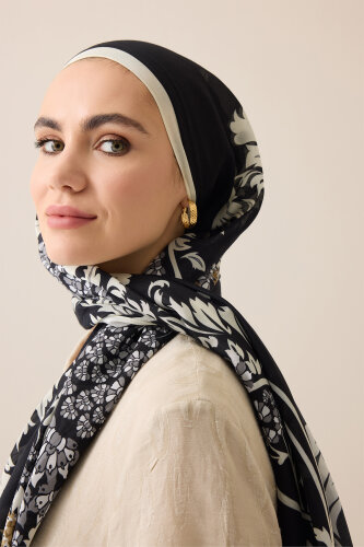 Şark Çiçeği Siyah Floş Pamuk Şal 70x210 - Imannoor (1)