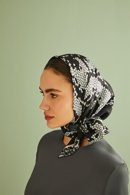 Seljuk Mosaic Silk Shawl Black - 2