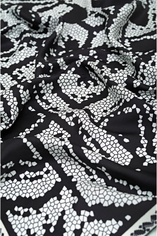 Seljuk Mosaic Silk Shawl Black - 3