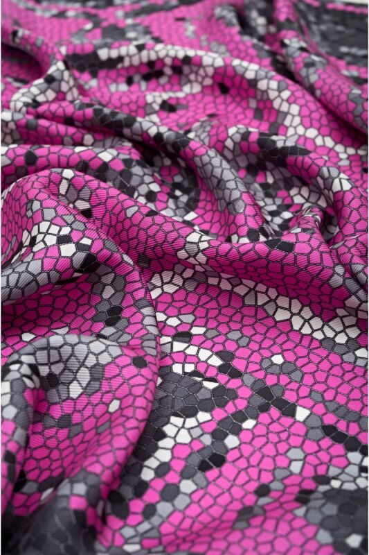 Seljuk Mosaic Silk Shawl Fuchsia - 3