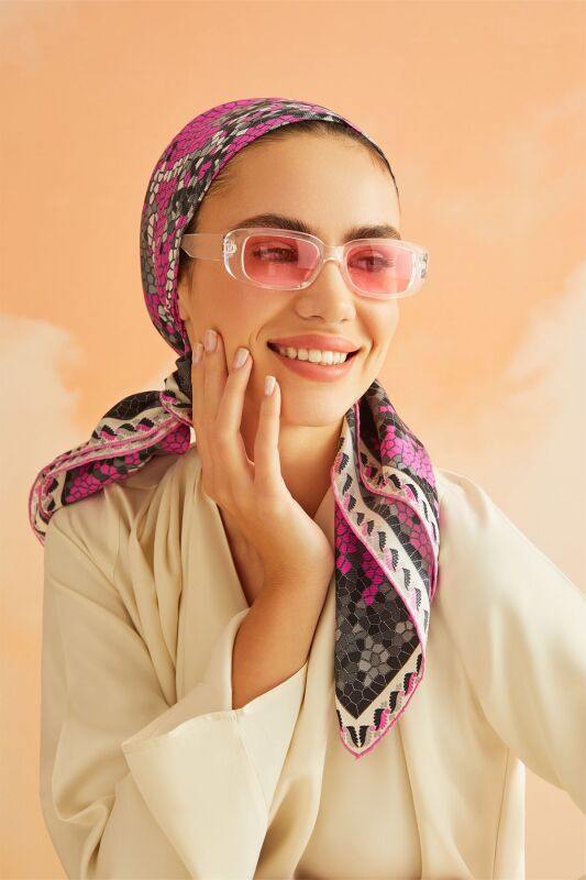 Seljuk Mosaic Silk Shawl Fuchsia - 4
