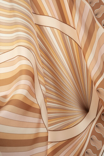 Sevgili'nin Ayak İzi Krem-Bej Tivil İpek Eşarp 90x90 - Imannoor (2)