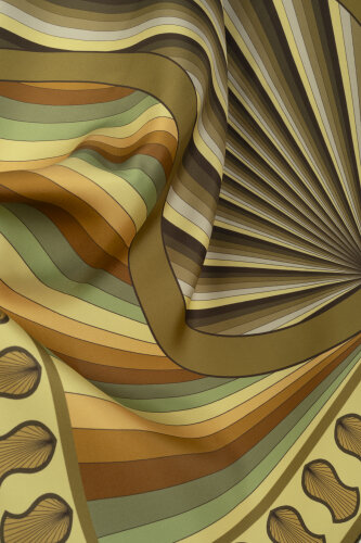 Sevgili'nin Ayak İzi Yeşil Tivil İpek Eşarp 90x90 - Imannoor (2)