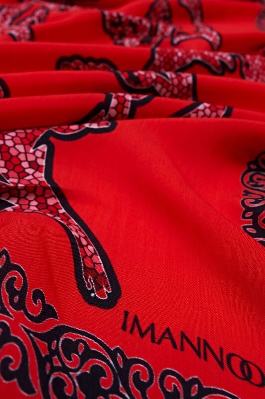 Three Ivy Shawl Red - 3